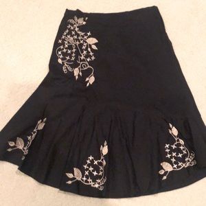 Brand new knee length skirt